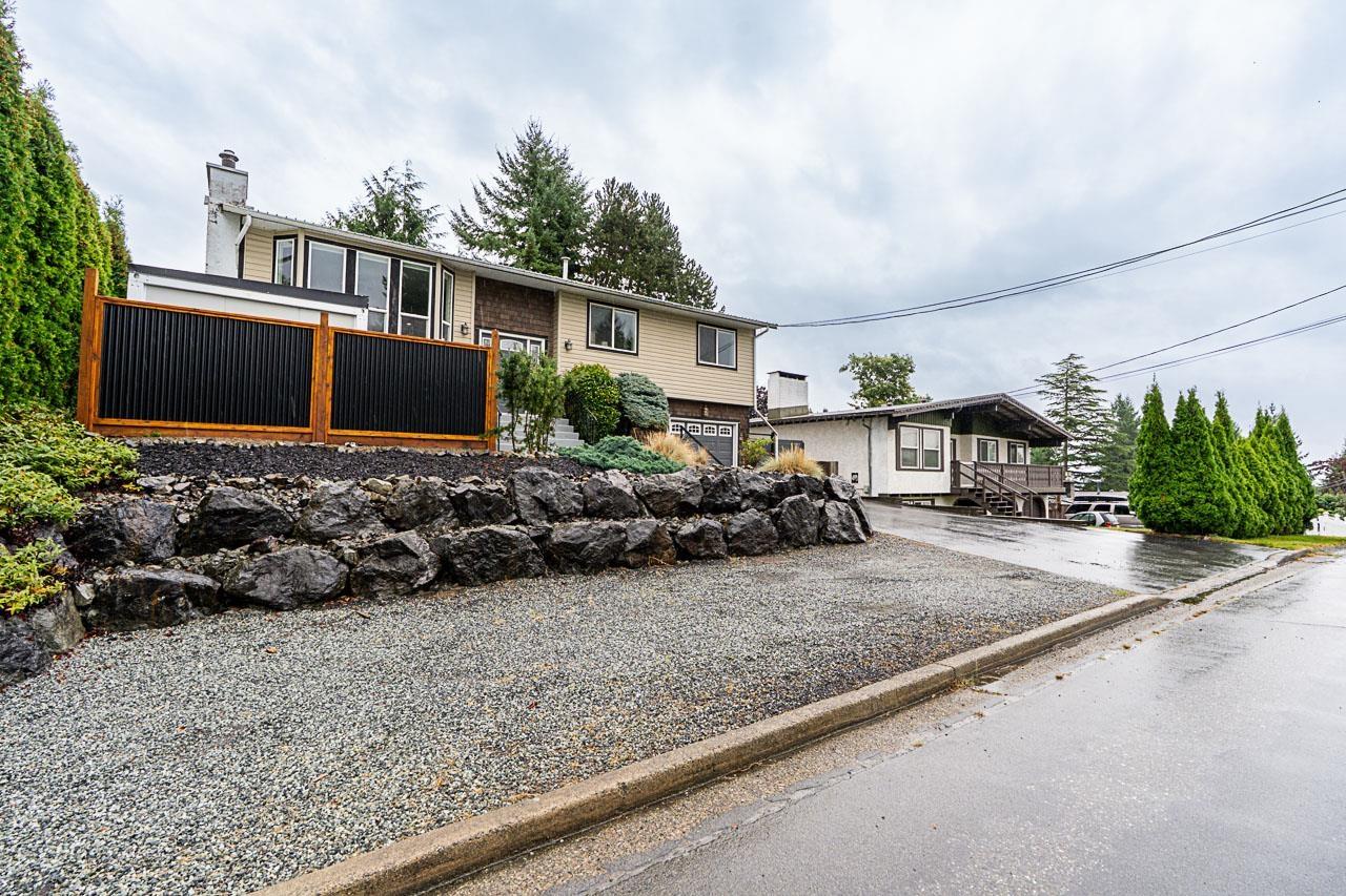 8134 Philbert Street, Mission, British Columbia  V2V 4W7 - Photo 2 - R3054547