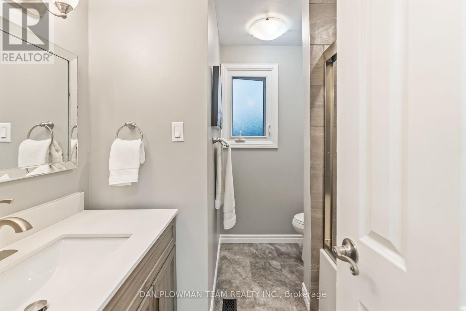 123 Guthrie Crescent, Whitby, Ontario  L1P 1A6 - Photo 21 - E12441649