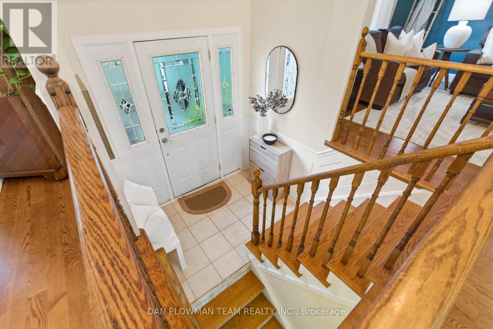 123 Guthrie Crescent, Whitby, Ontario  L1P 1A6 - Photo 6 - E12441649