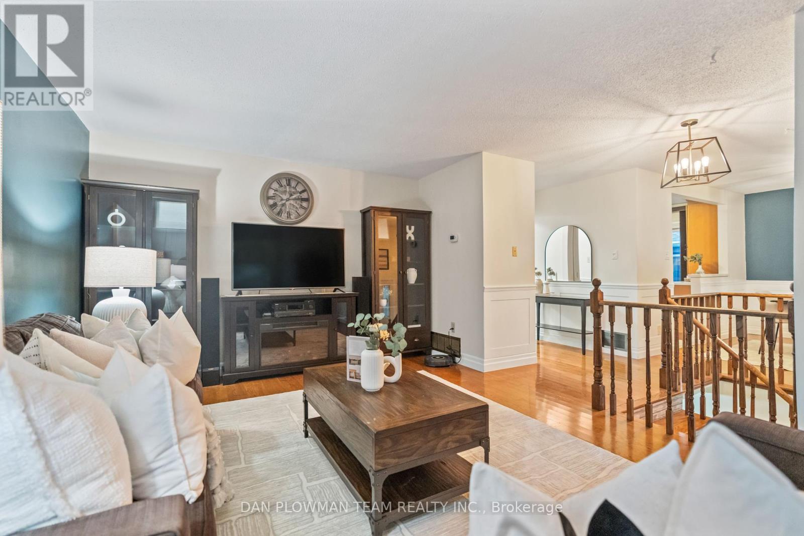 123 Guthrie Crescent, Whitby, Ontario  L1P 1A6 - Photo 8 - E12441649