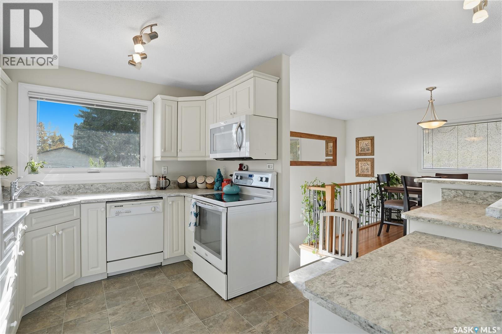 2225 Richardson Road, Saskatoon, Saskatchewan  S7L 4B9 - Photo 11 - SK019880