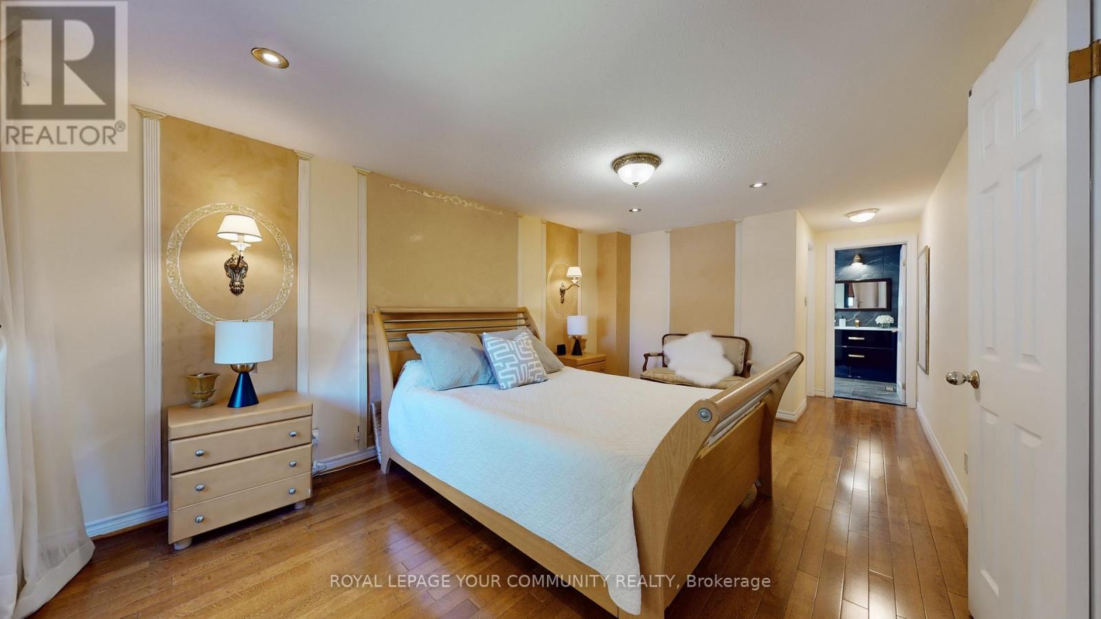 19 Roosevelt Drive, Richmond Hill, Ontario  L4C 6V1 - Photo 19 - N12441629