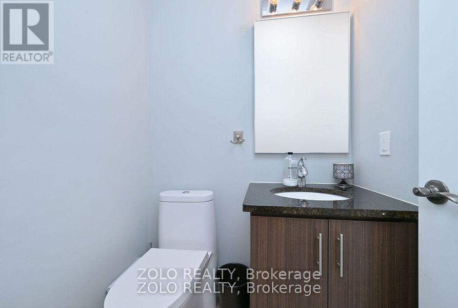 69 Walker Boulevard, New Tecumseth, Ontario  L9R 0N3 - Photo 10 - N12441637