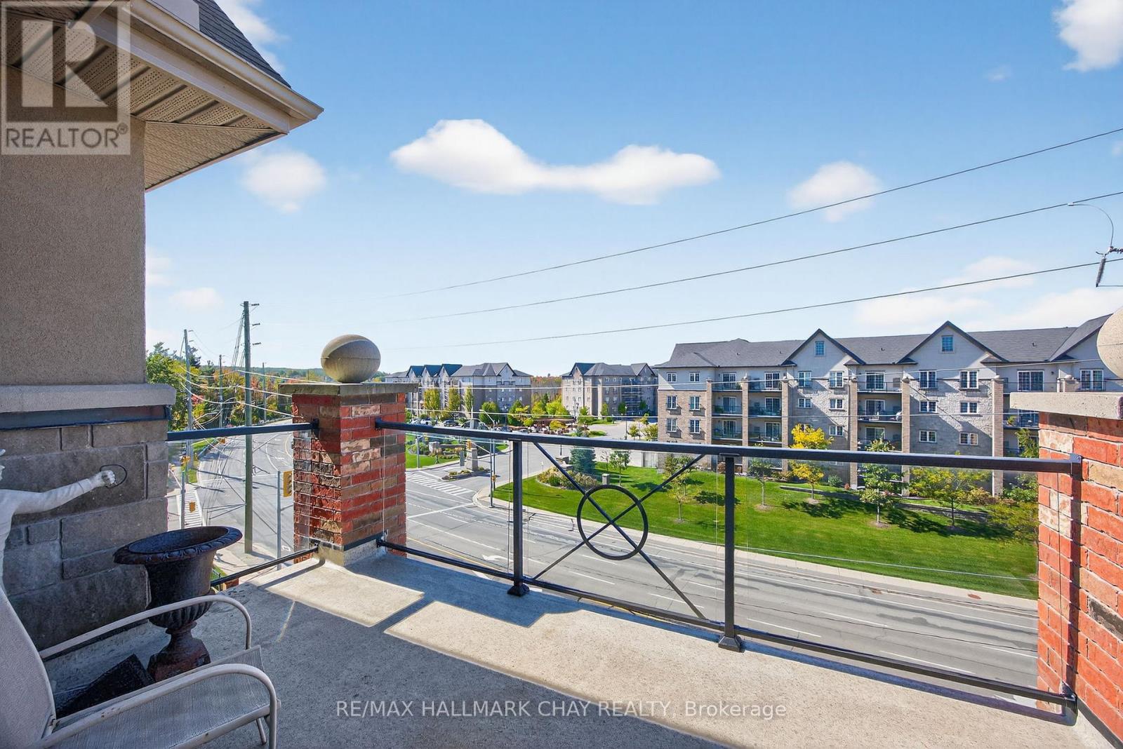 405 - 39 Ferndale Drive S, Barrie (Ardagh), Ontario  L4N 5T5 - Photo 14 - S12441636