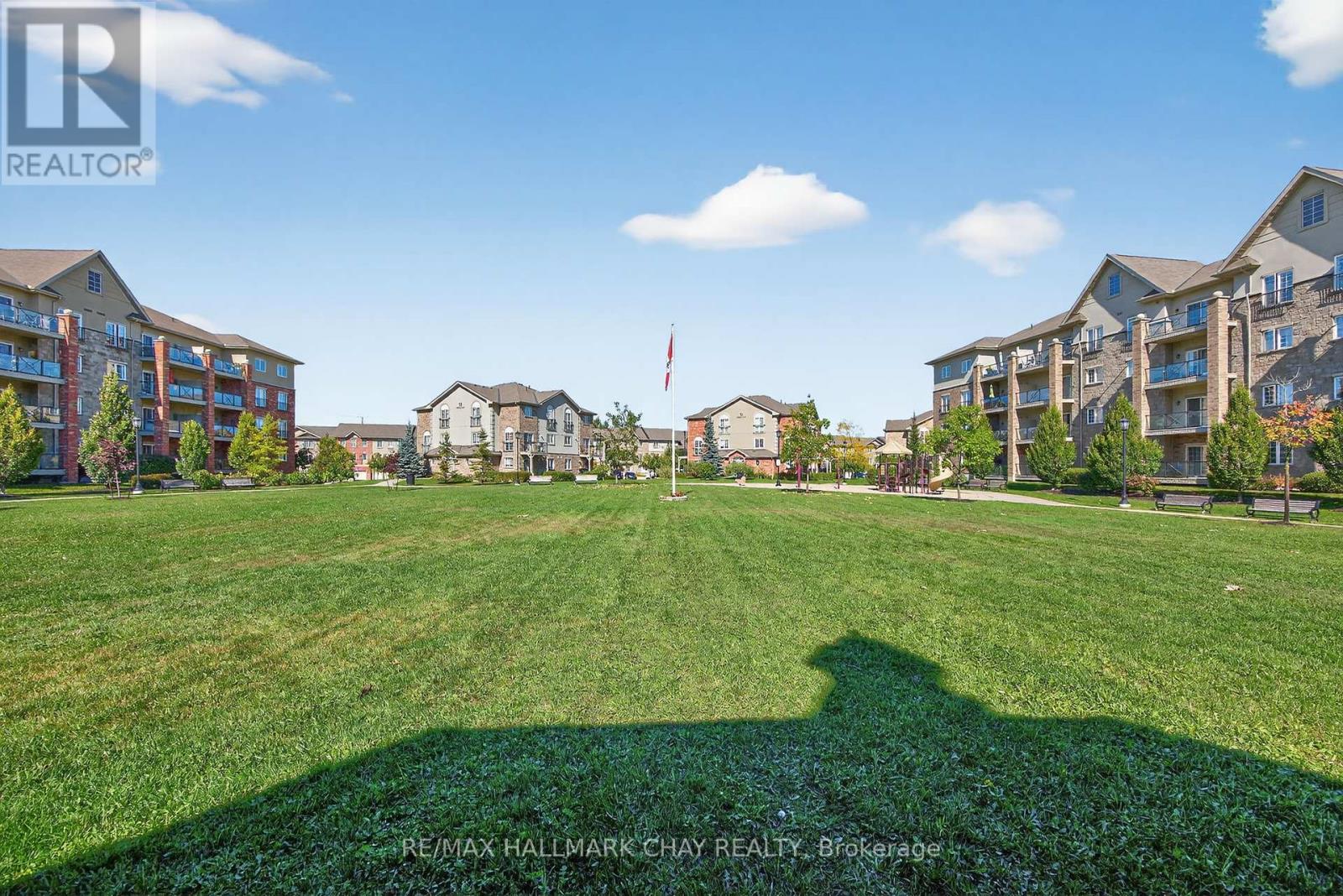 405 - 39 Ferndale Drive S, Barrie (Ardagh), Ontario  L4N 5T5 - Photo 26 - S12441636