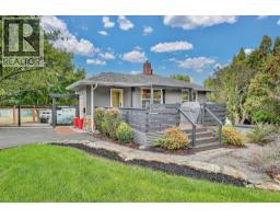 1230 Ridgeway Drive, kelowna, British Columbia