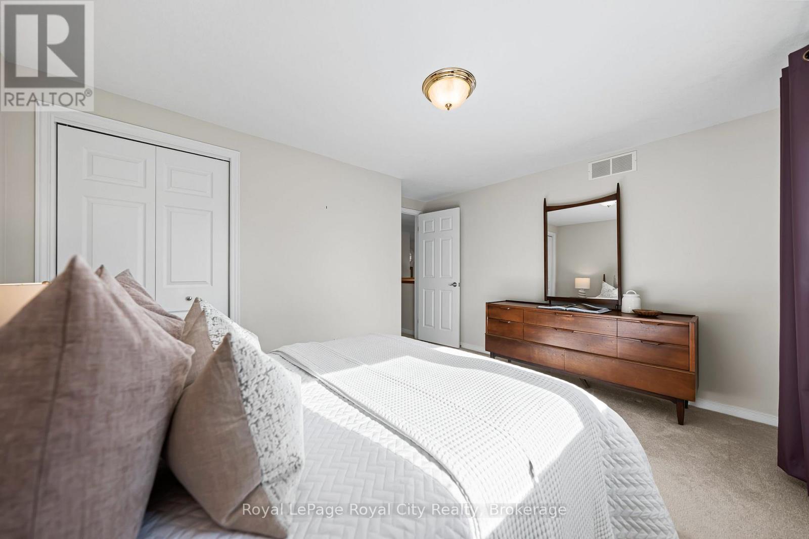 7 - 784 Gordon Street, Guelph (Kortright East), Ontario  N1G 5C8 - Photo 18 - X12441689