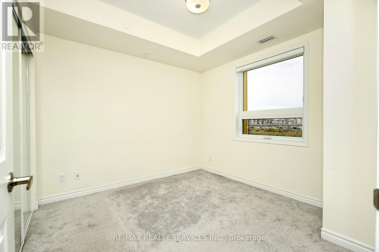 210 - 200 Lagerfeld Drive, Brampton, Ontario  L7A 5G5 - Photo 13 - W12441617