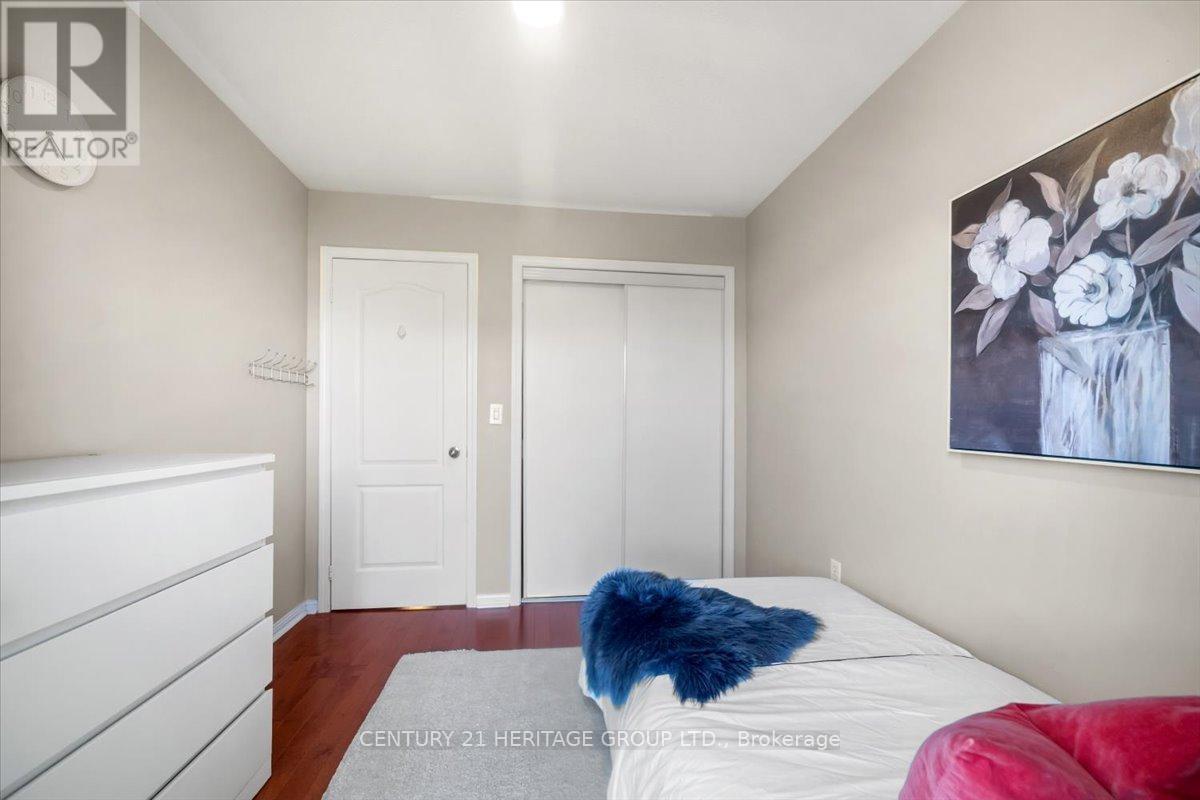 3954 Coachman Circle, Mississauga, Ontario  L5M 6R3 - Photo 23 - W12441621