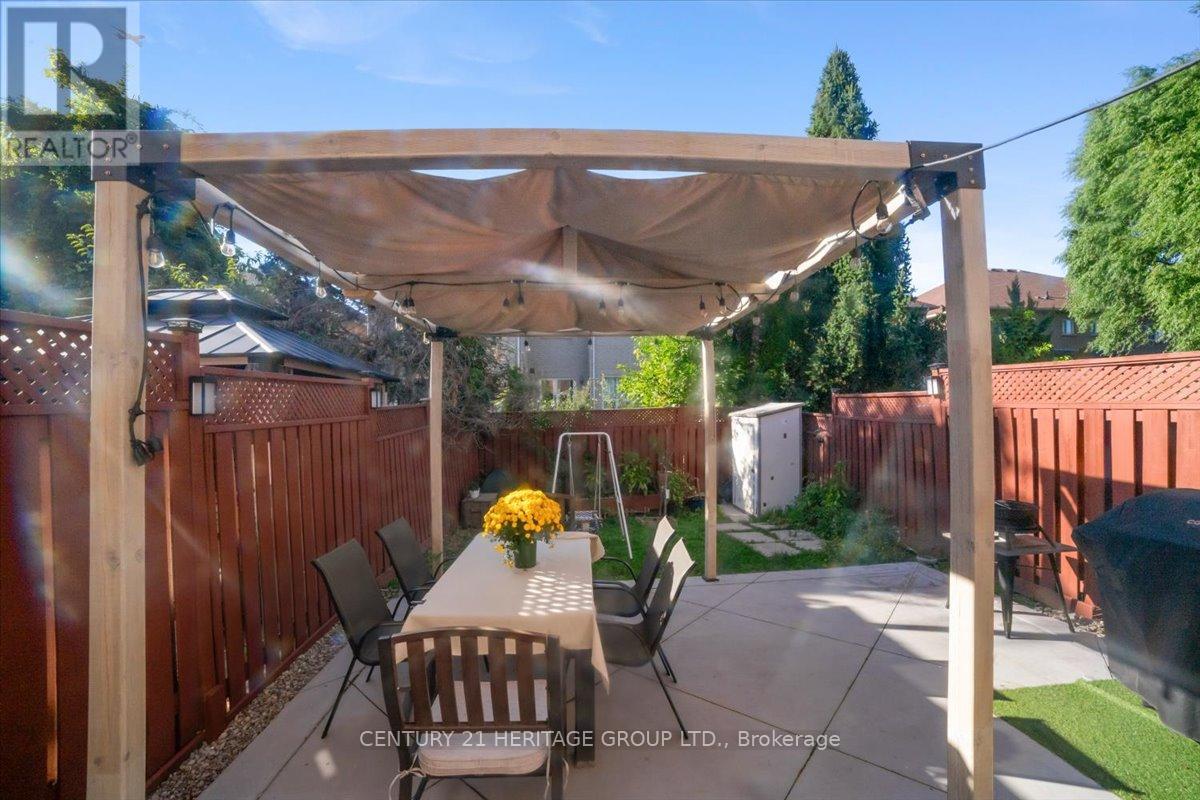3954 Coachman Circle, Mississauga, Ontario  L5M 6R3 - Photo 31 - W12441621