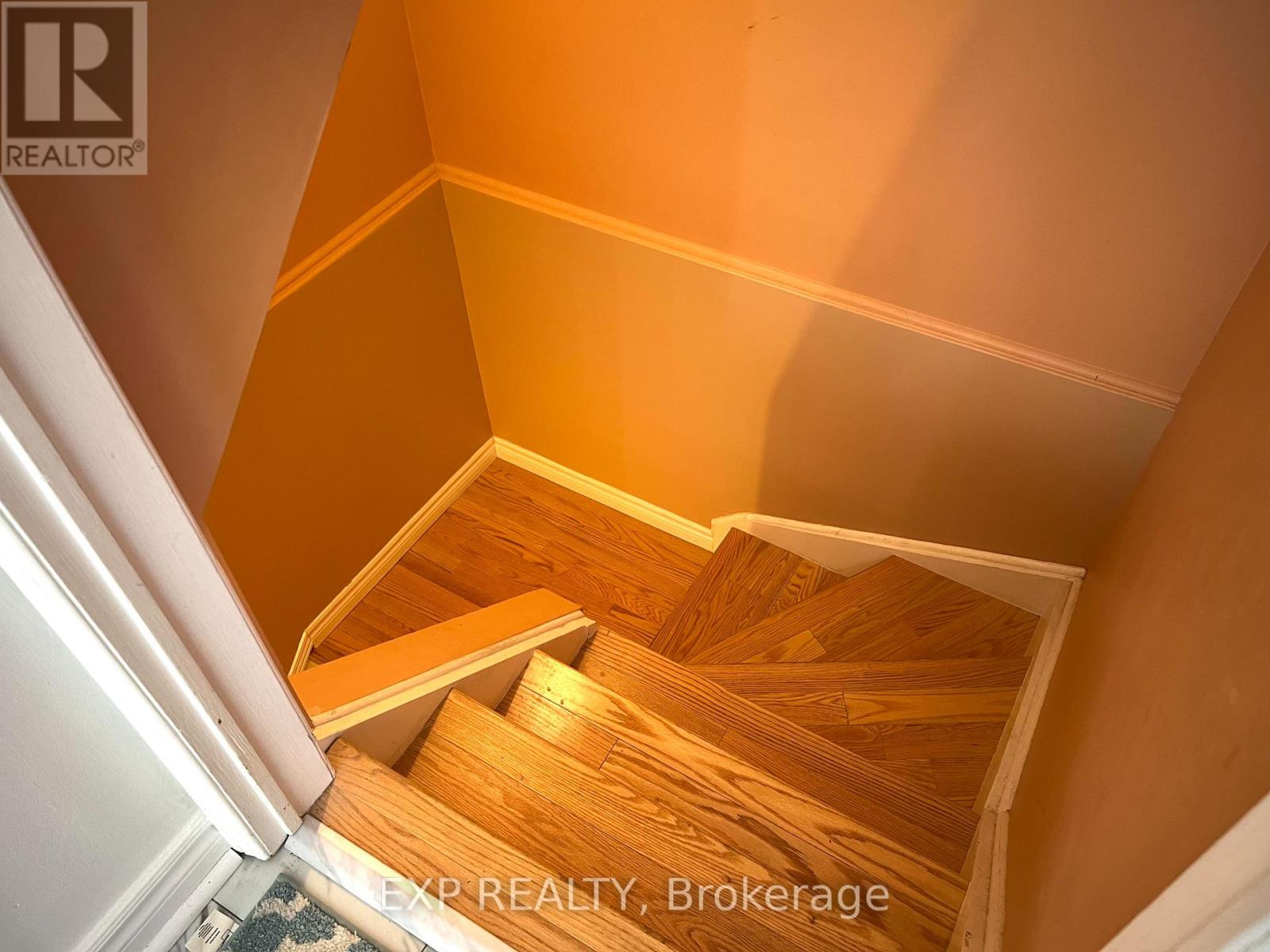 6074 Duford Drive, Mississauga (East Credit), Ontario  L5V 1A8 - Photo 26 - W12441642