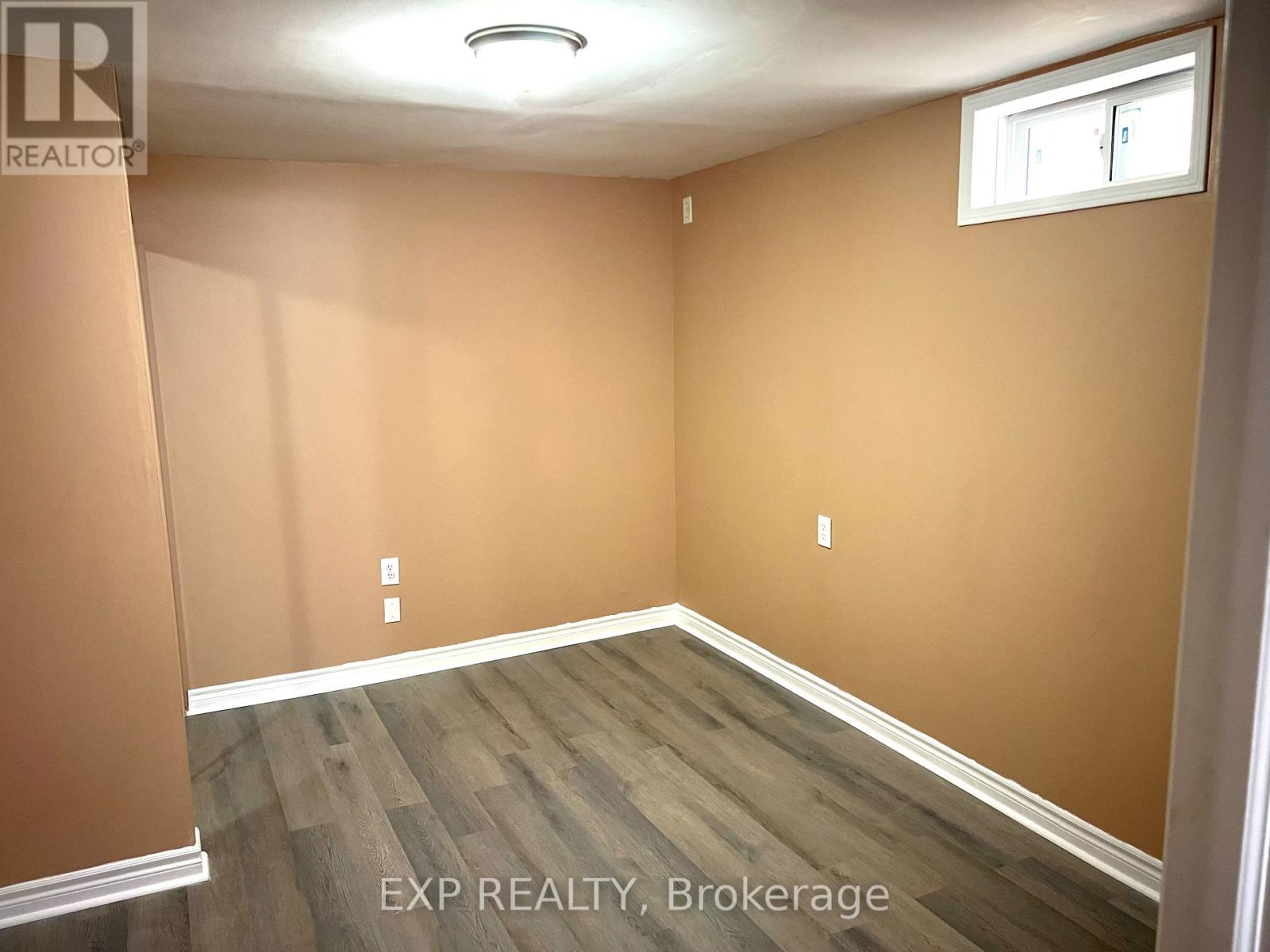6074 Duford Drive, Mississauga (East Credit), Ontario  L5V 1A8 - Photo 29 - W12441642