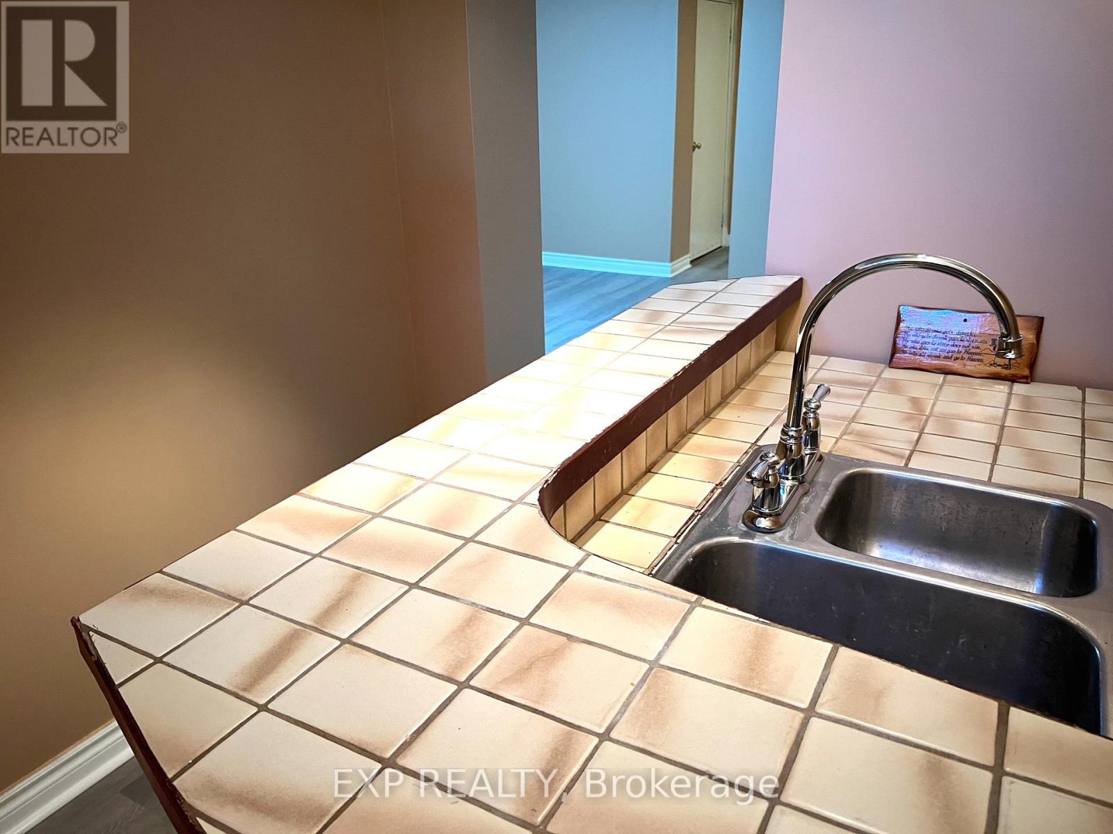 6074 Duford Drive, Mississauga (East Credit), Ontario  L5V 1A8 - Photo 31 - W12441642