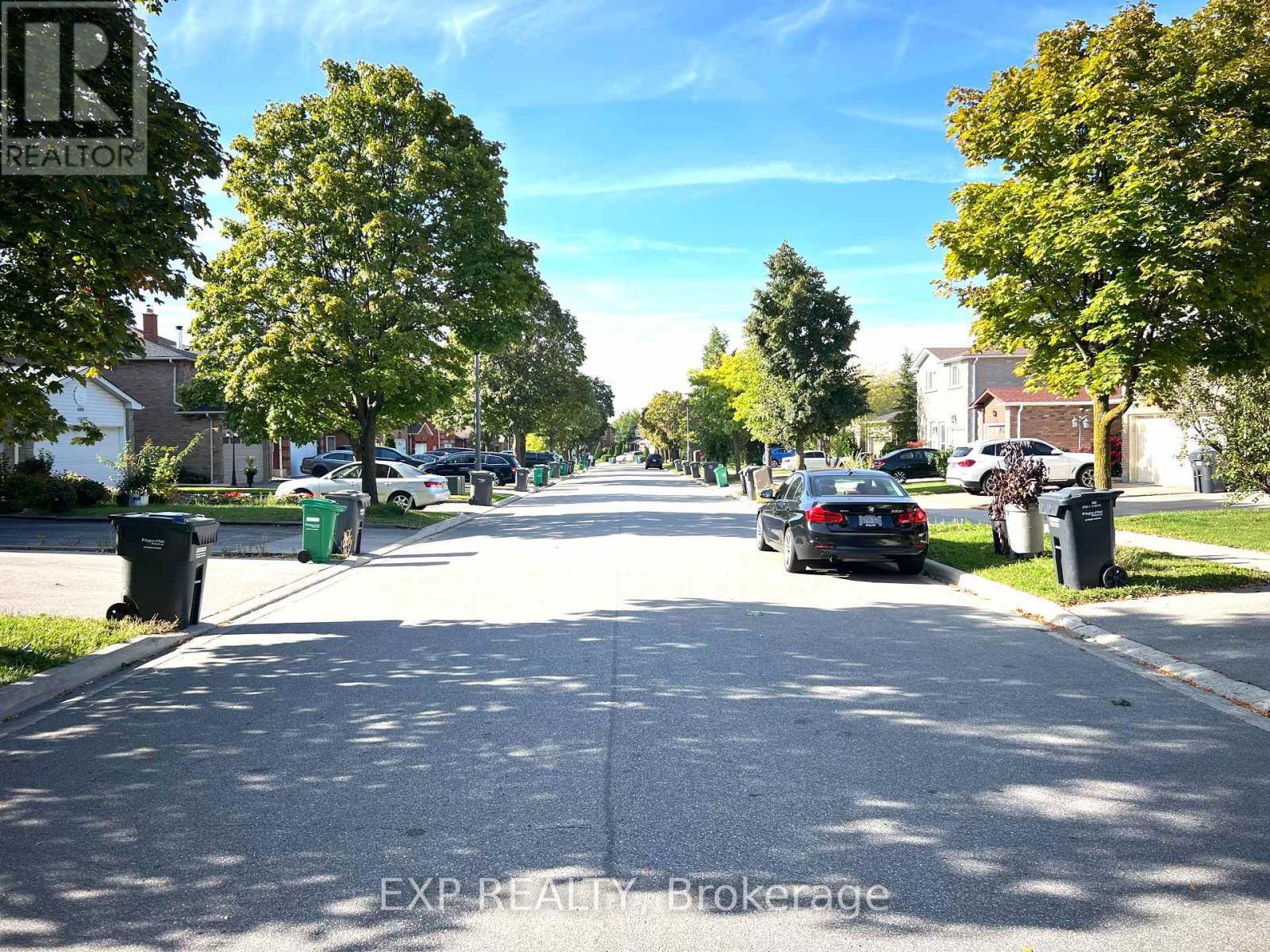 6074 Duford Drive, Mississauga (East Credit), Ontario  L5V 1A8 - Photo 42 - W12441642