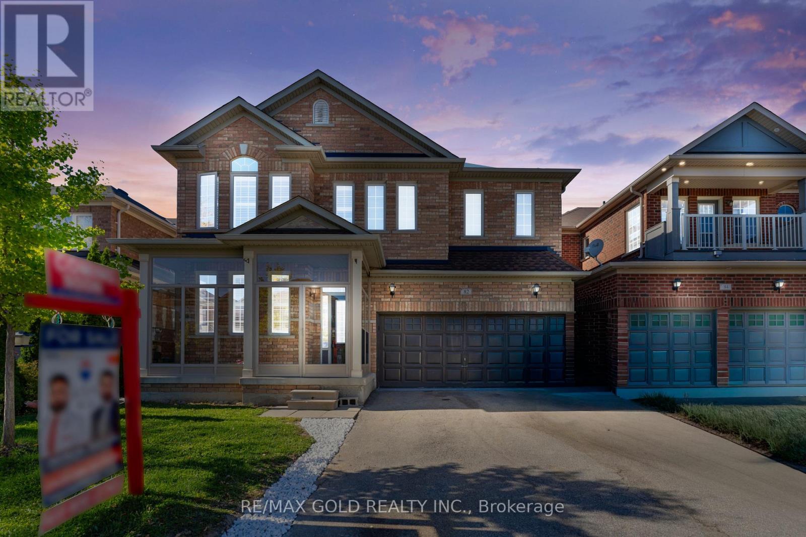 82 Amaranth Crescent, Brampton, Ontario  L7A 0L4 - Photo 2 - W12436567