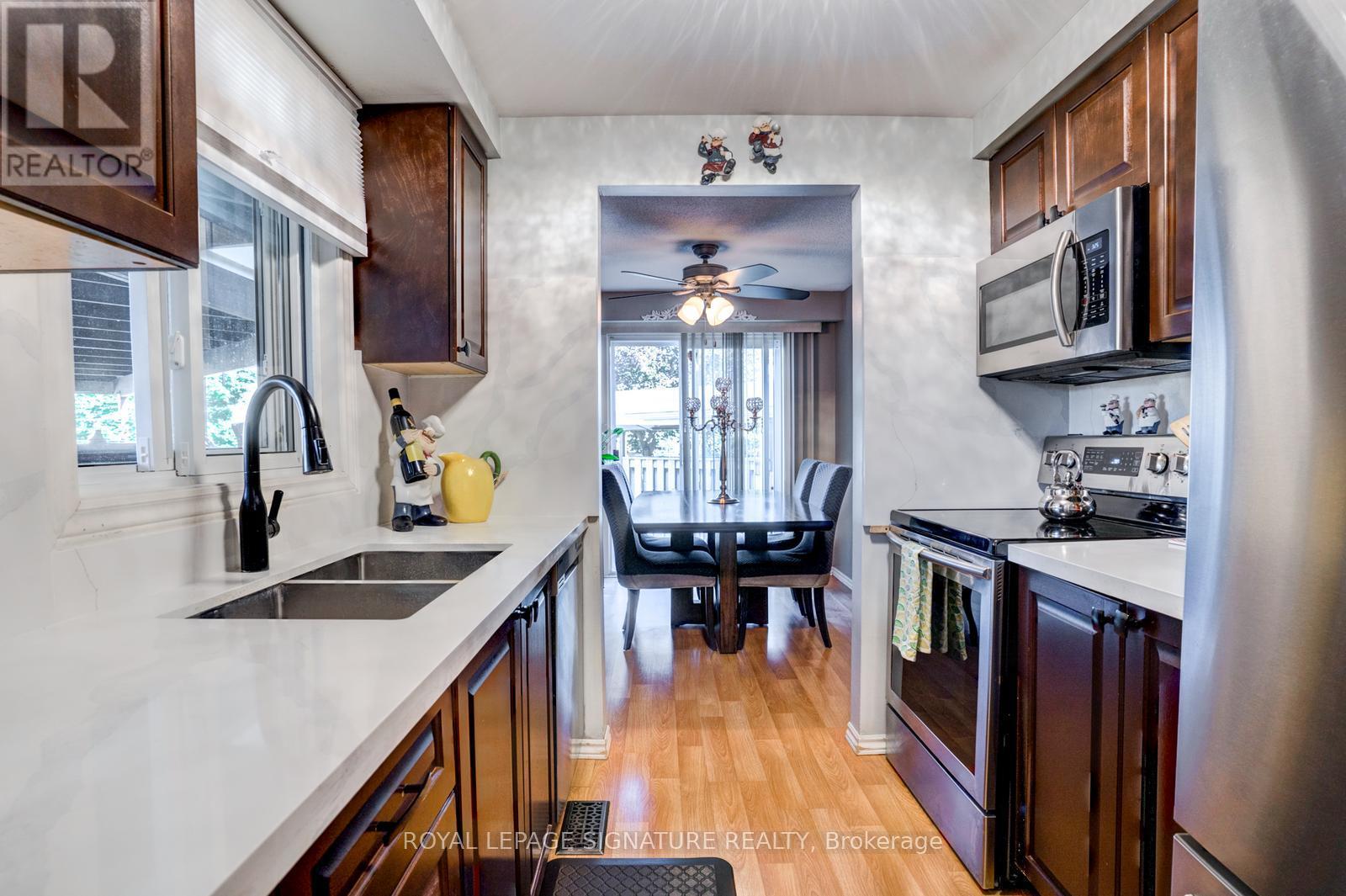 23 - 415 Morgan Avenue, Kitchener, Ontario  N2A 2V6 - Photo 3 - X12441184