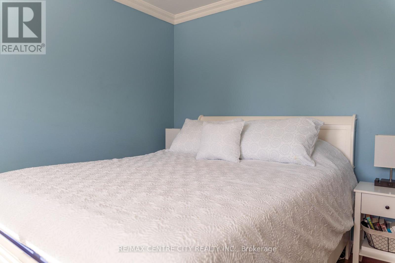 15 Frobisher Crescent, London East, Ontario  N5V 1G7 - Photo 24 - X12441683