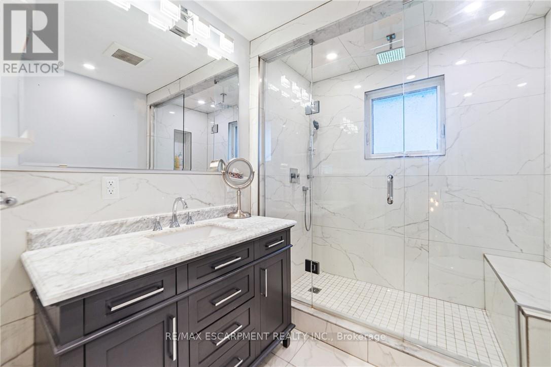 986 Westover Road, Hamilton, Ontario  N0B 1L0 - Photo 12 - X12441626