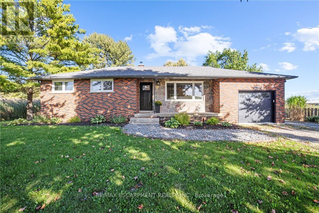 986 Westover Road, Hamilton, Ontario  N0B 1L0 - Photo 2 - X12441626