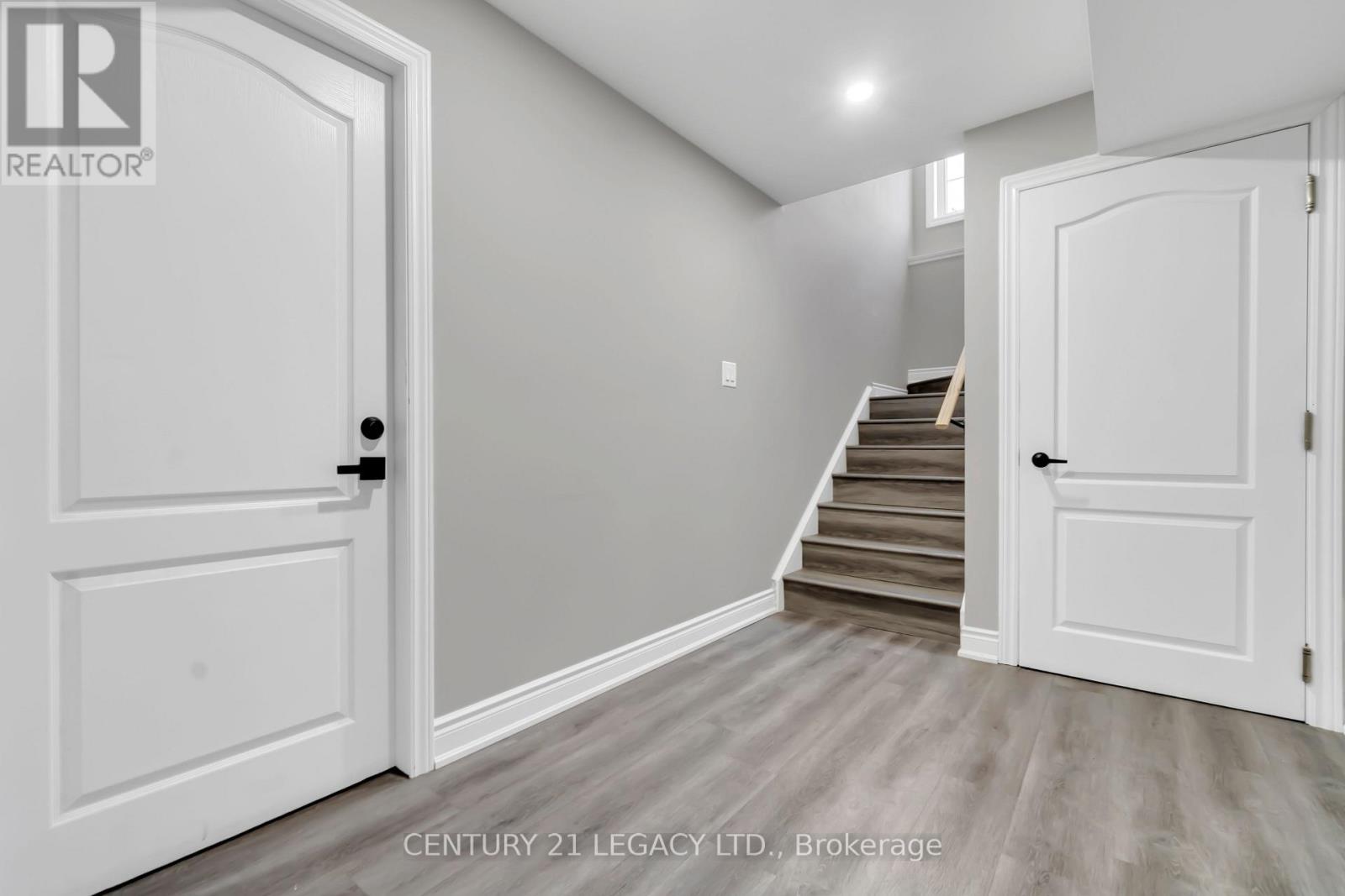 1485 Thornley Street, London South (South L), Ontario  N6K 0A9 - Photo 30 - X12441639