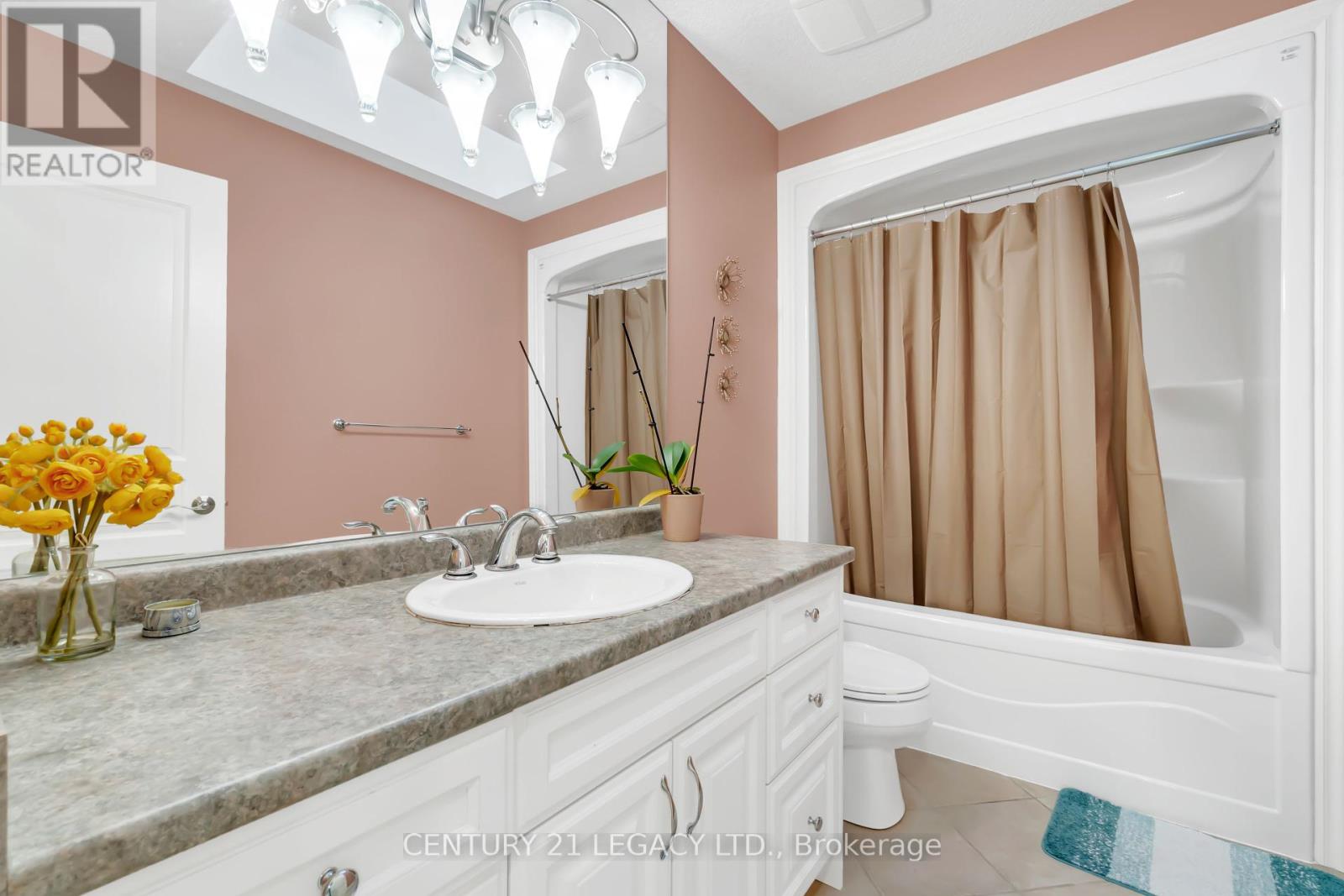 1485 Thornley Street, London South (South L), Ontario  N6K 0A9 - Photo 32 - X12441639