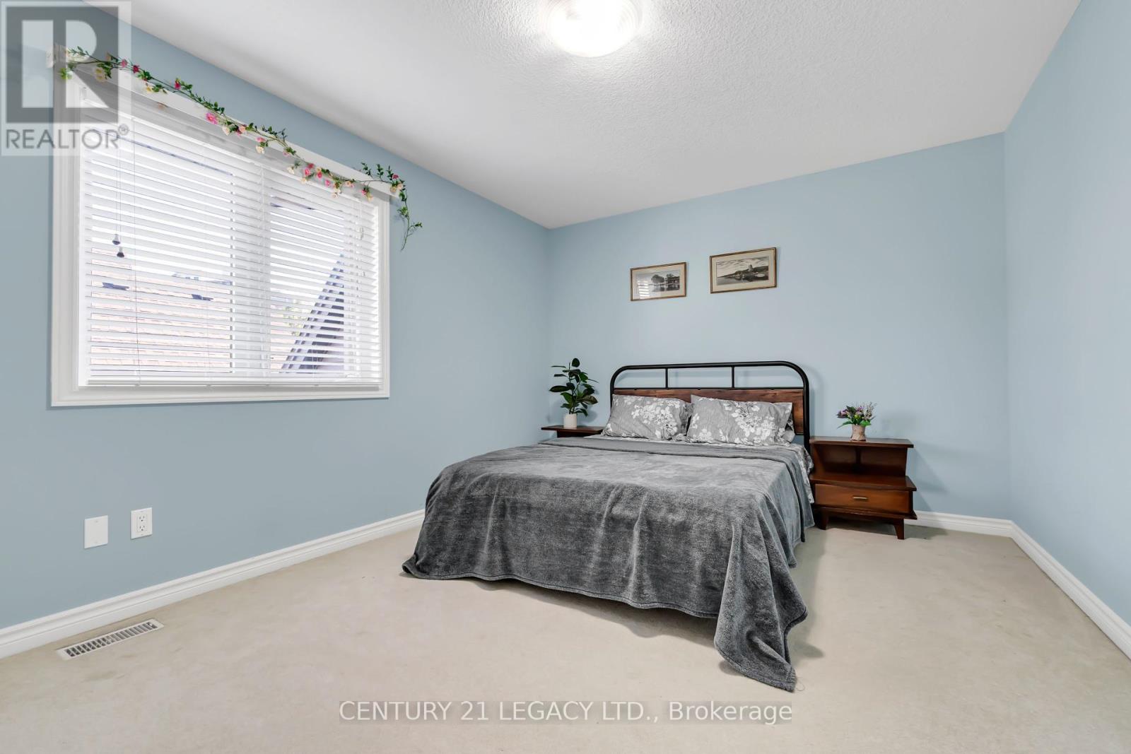 1485 Thornley Street, London South (South L), Ontario  N6K 0A9 - Photo 35 - X12441639