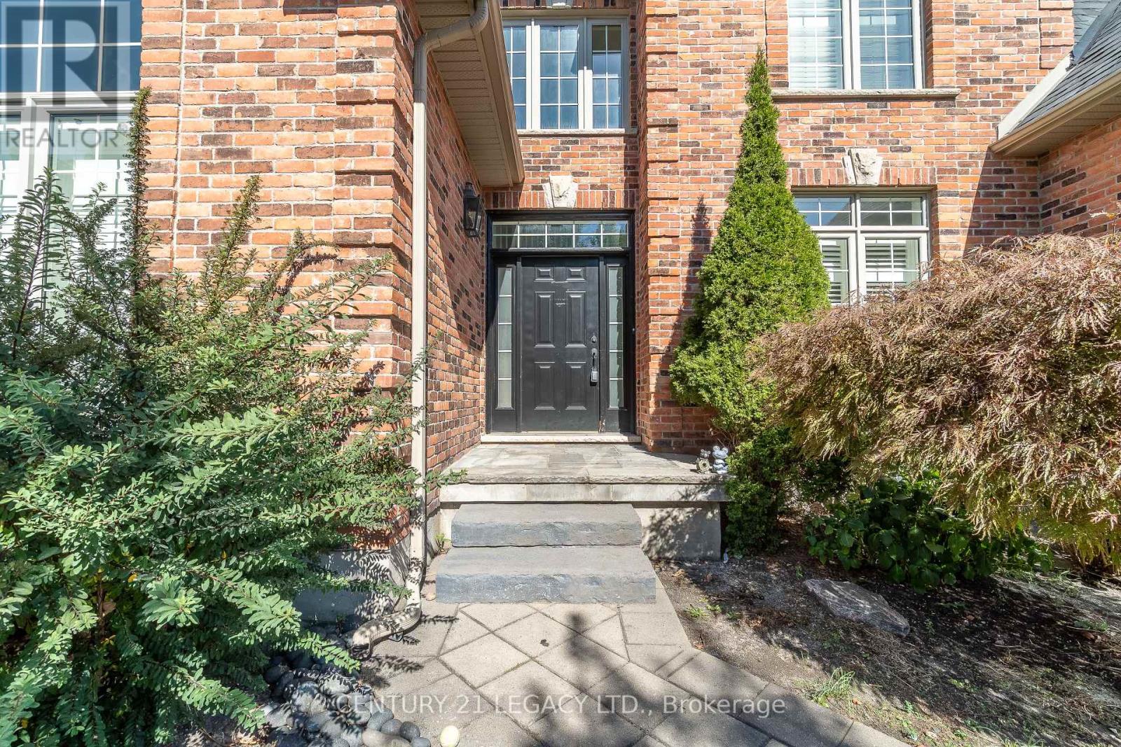 1485 Thornley Street, London South (South L), Ontario  N6K 0A9 - Photo 7 - X12441639