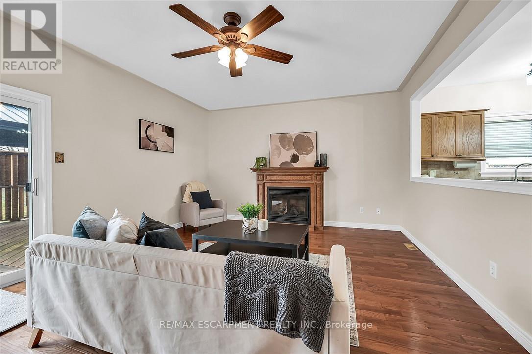 20 Oak Crescent, Haldimand, Ontario  N0A 1H0 - Photo 19 - X12441647