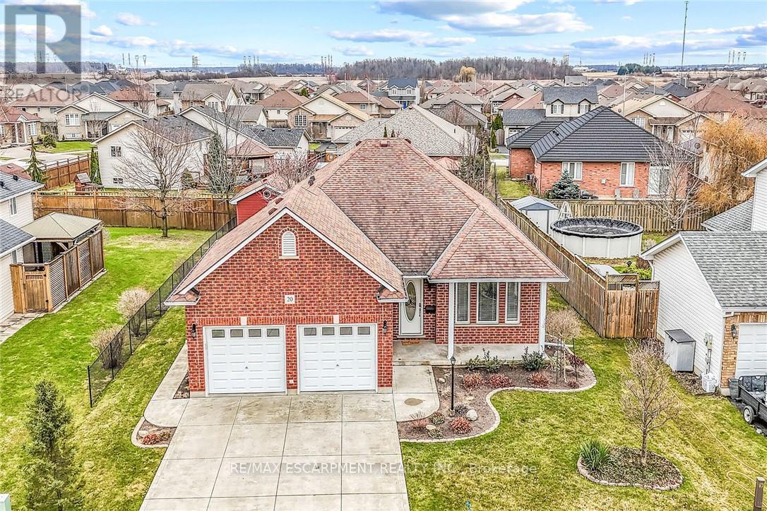 20 Oak Crescent, Haldimand, Ontario  N0A 1H0 - Photo 43 - X12441647
