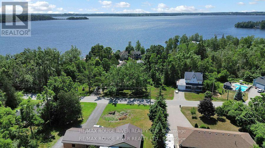 162 Queen Street, Kawartha Lakes (Fenelon Falls), Ontario  K0M 1N0 - Photo 12 - X12441651