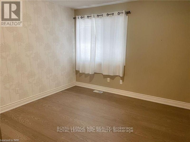 110 Vansickle Road, St. Catharines (Rykert/vansickle), Ontario  L2S 3Y6 - Photo 14 - X12441704