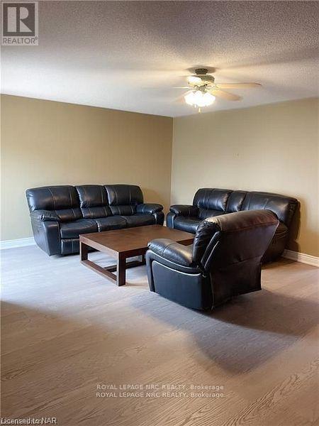 110 Vansickle Road, St. Catharines (Rykert/vansickle), Ontario  L2S 3Y6 - Photo 5 - X12441704