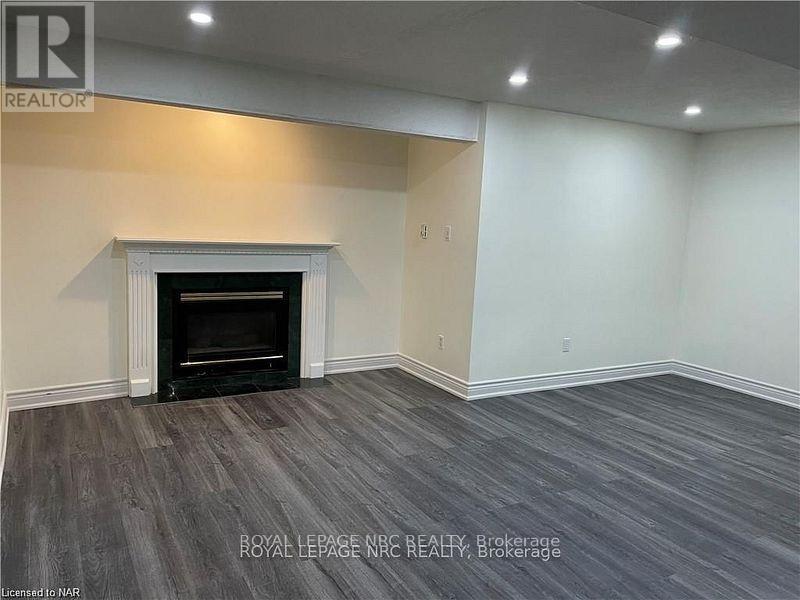 110 Vansickle Road, St. Catharines (Rykert/vansickle), Ontario  L2S 3Y6 - Photo 9 - X12441704