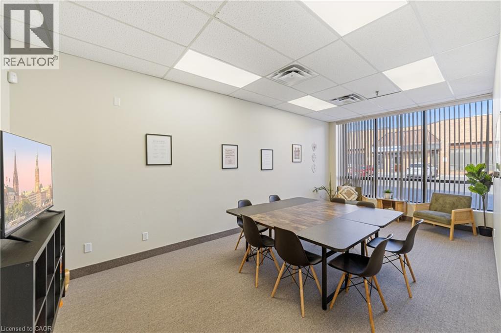 775 Pacific Road Unit# 34, Oakville, Ontario  L6L 6M4 - Photo 6 - 40775978