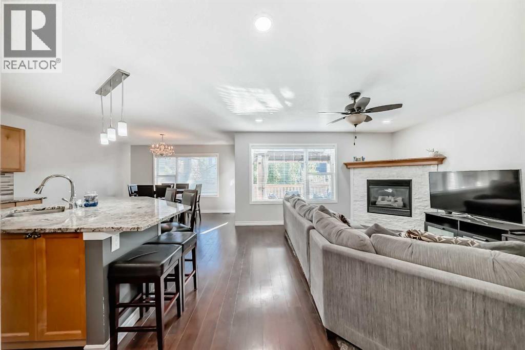 574 Chaparral Drive Se, Calgary, Alberta  T2X 3W8 - Photo 7 - A2259732