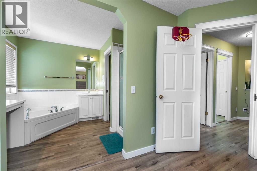 45 River Rock Court Se, Calgary, Alberta  T2C 4P3 - Photo 28 - A2259972