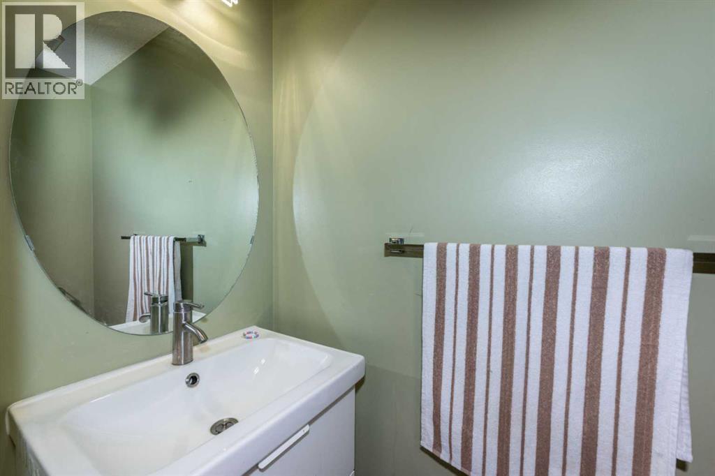 45 River Rock Court Se, Calgary, Alberta  T2C 4P3 - Photo 14 - A2259972
