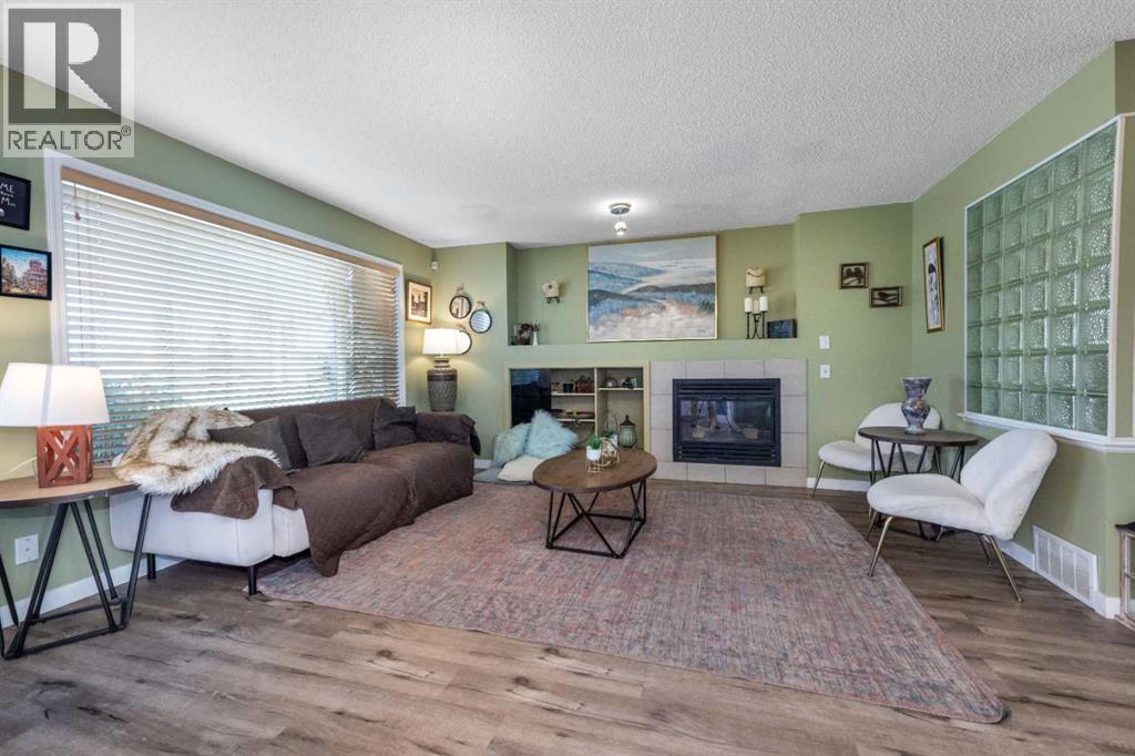 45 River Rock Court Se, Calgary, Alberta  T2C 4P3 - Photo 4 - A2259972