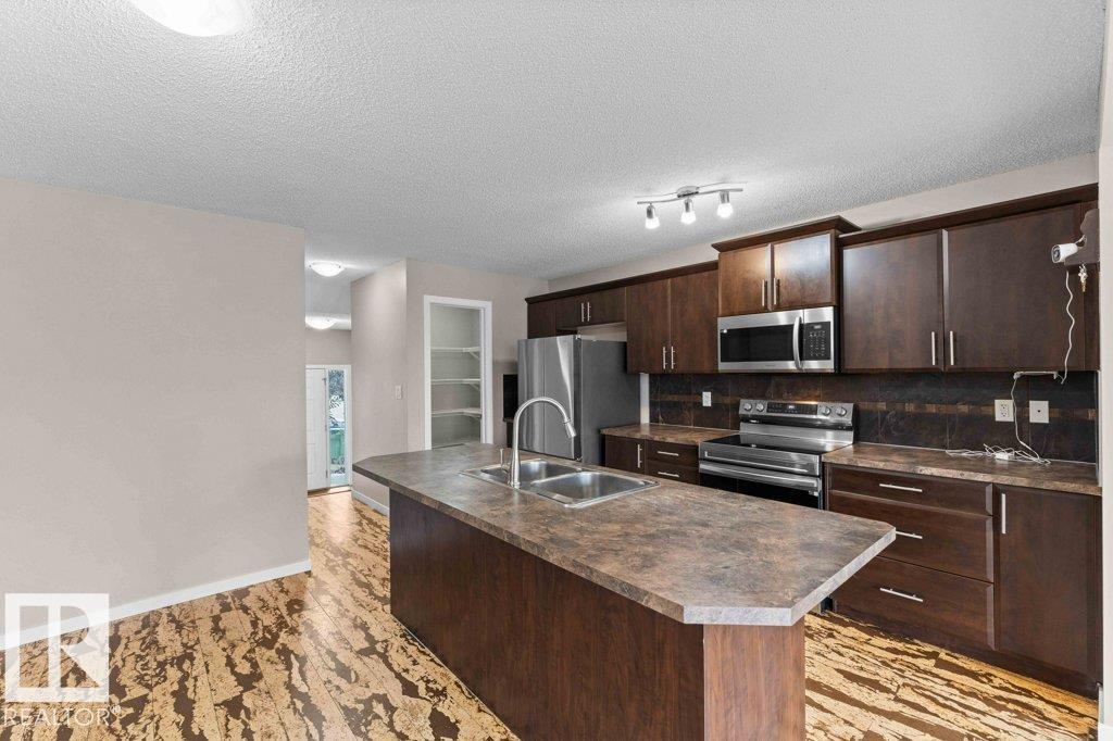 84 Calvert Wd, Fort Saskatchewan, Alberta  T8L 0C4 - Photo 7 - E4460545