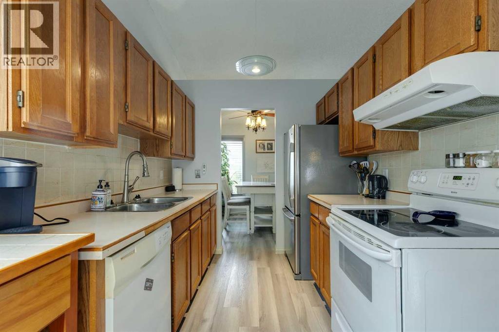 236 Hawkwood Boulevard Nw, Calgary, Alberta  T3G 3E8 - Photo 10 - A2261826
