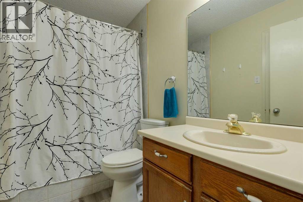 236 Hawkwood Boulevard Nw, Calgary, Alberta  T3G 3E8 - Photo 22 - A2261826