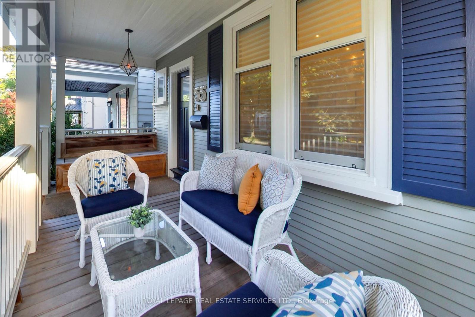 55 Walmsley Boulevard, Toronto, Ontario  M4V 1X7 - Photo 3 - C12441688