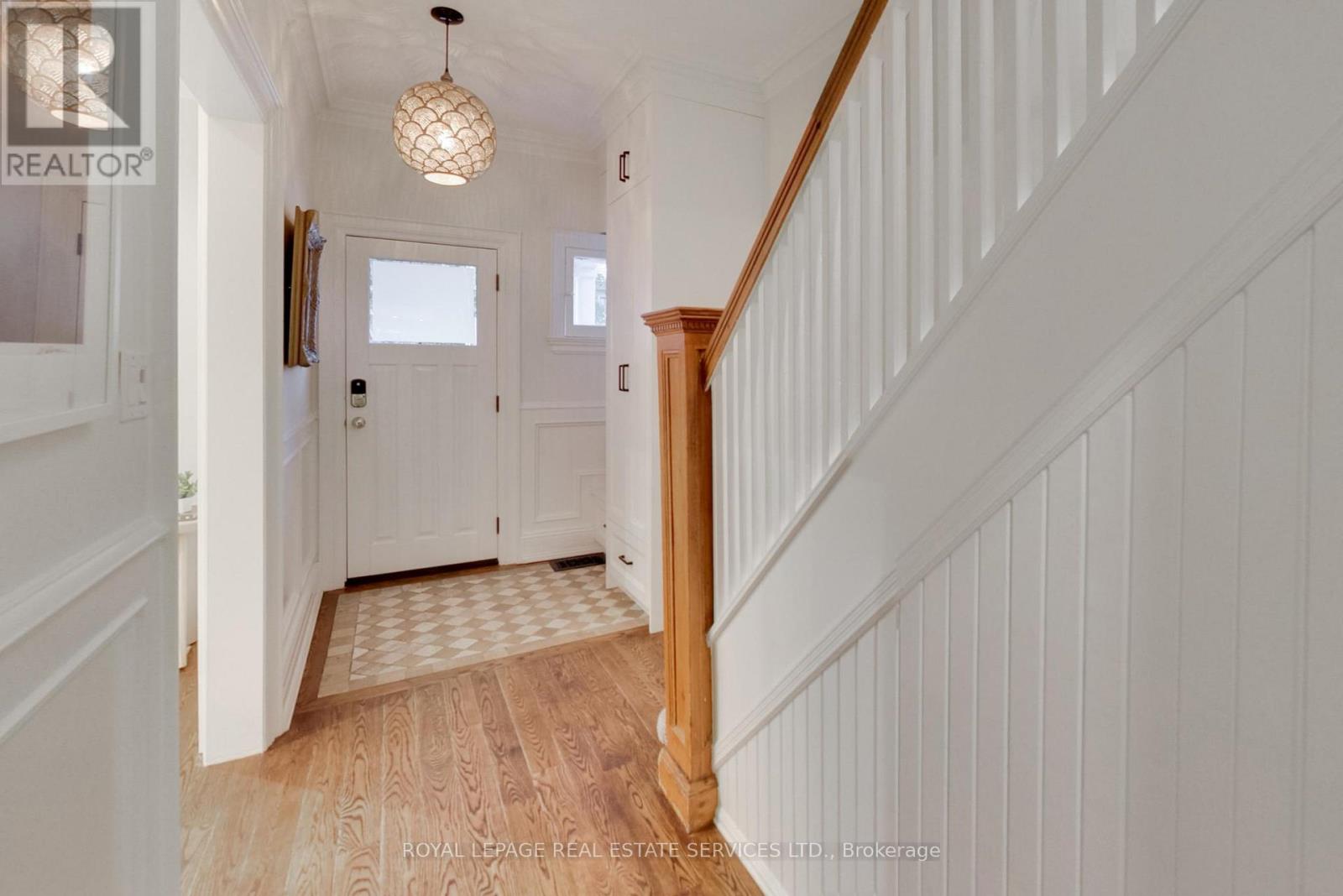 55 Walmsley Boulevard, Toronto, Ontario  M4V 1X7 - Photo 5 - C12441688