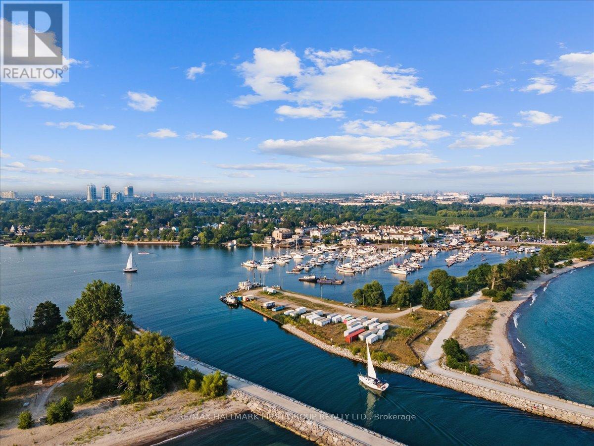 4 - 1295 Wharf Street, Pickering, Ontario  L1W 1A2 - Photo 2 - E12440530