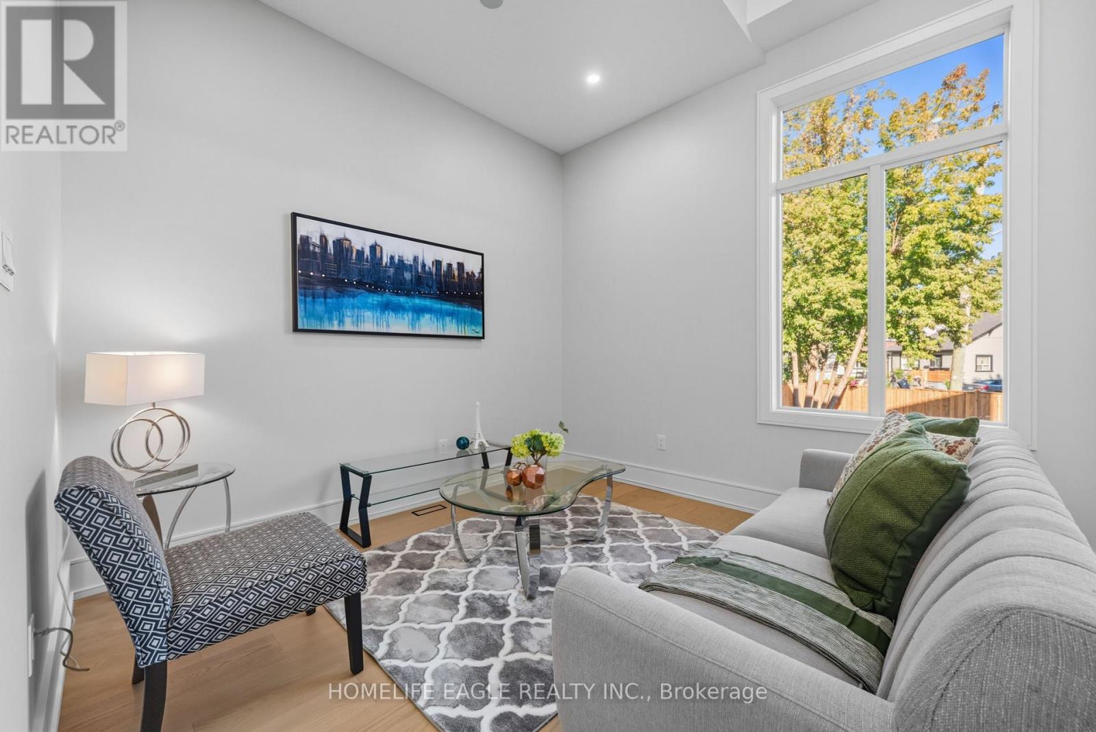5 Atlee Avenue, Toronto (Birchcliffe-Cliffside), Ontario  M1N 3Z4 - Photo 12 - E12441698