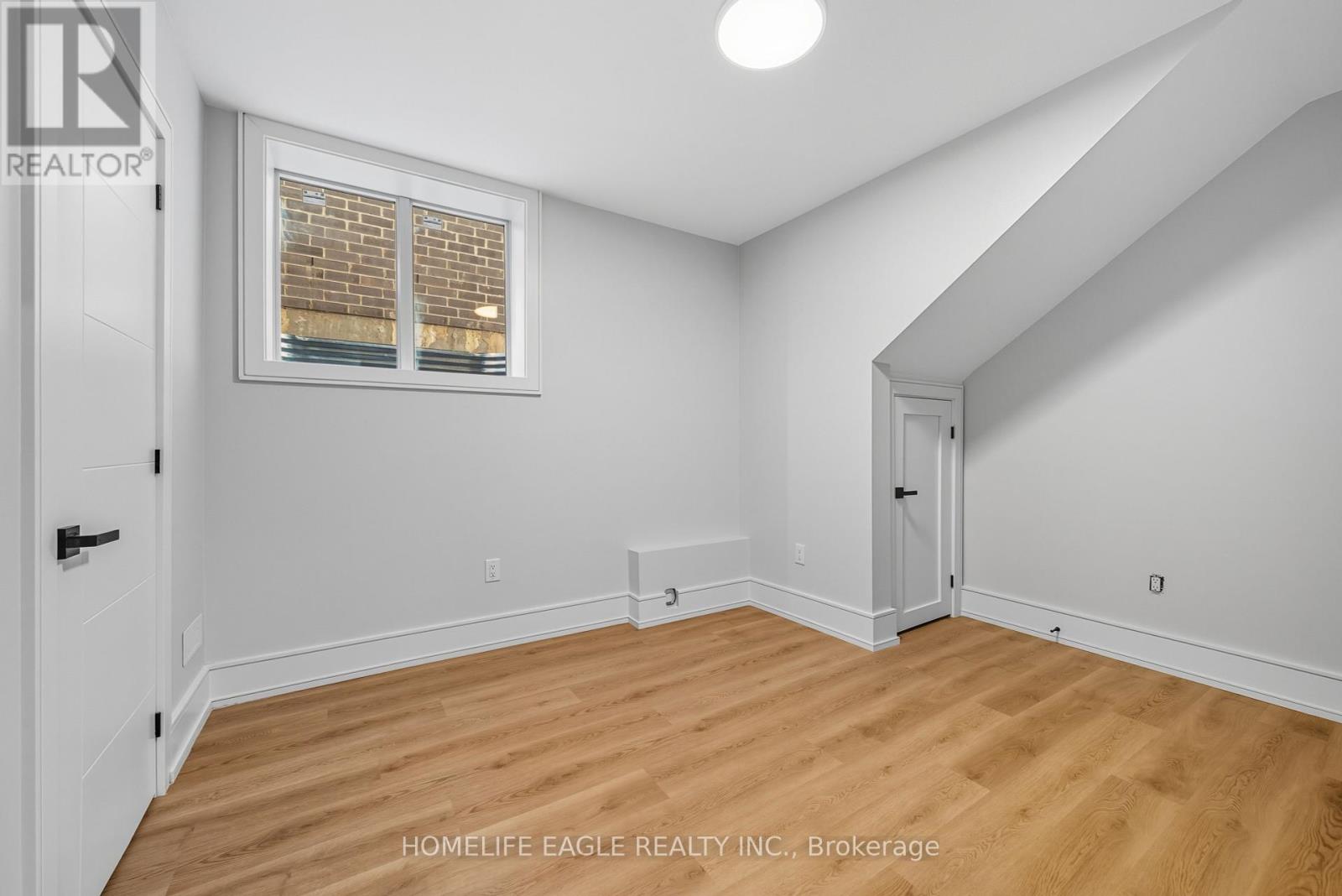 5 Atlee Avenue, Toronto (Birchcliffe-Cliffside), Ontario  M1N 3Z4 - Photo 31 - E12441698