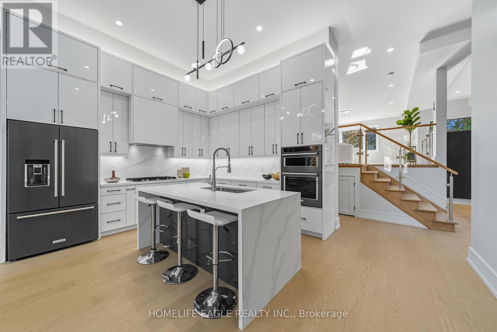 5 Atlee Avenue, Toronto (Birchcliffe-Cliffside), Ontario  M1N 3Z4 - Photo 6 - E12441698