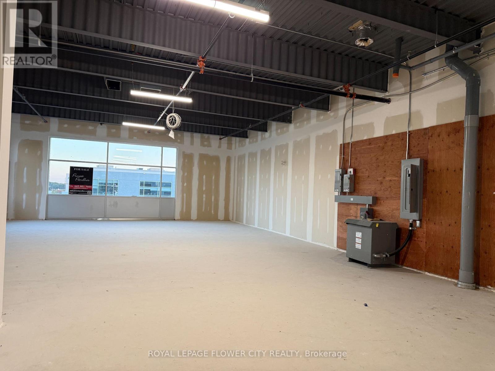 207 - 1038 Garner Road W, Hamilton (Allison), Ontario  L9G 3K9 - Photo 16 - X12410600