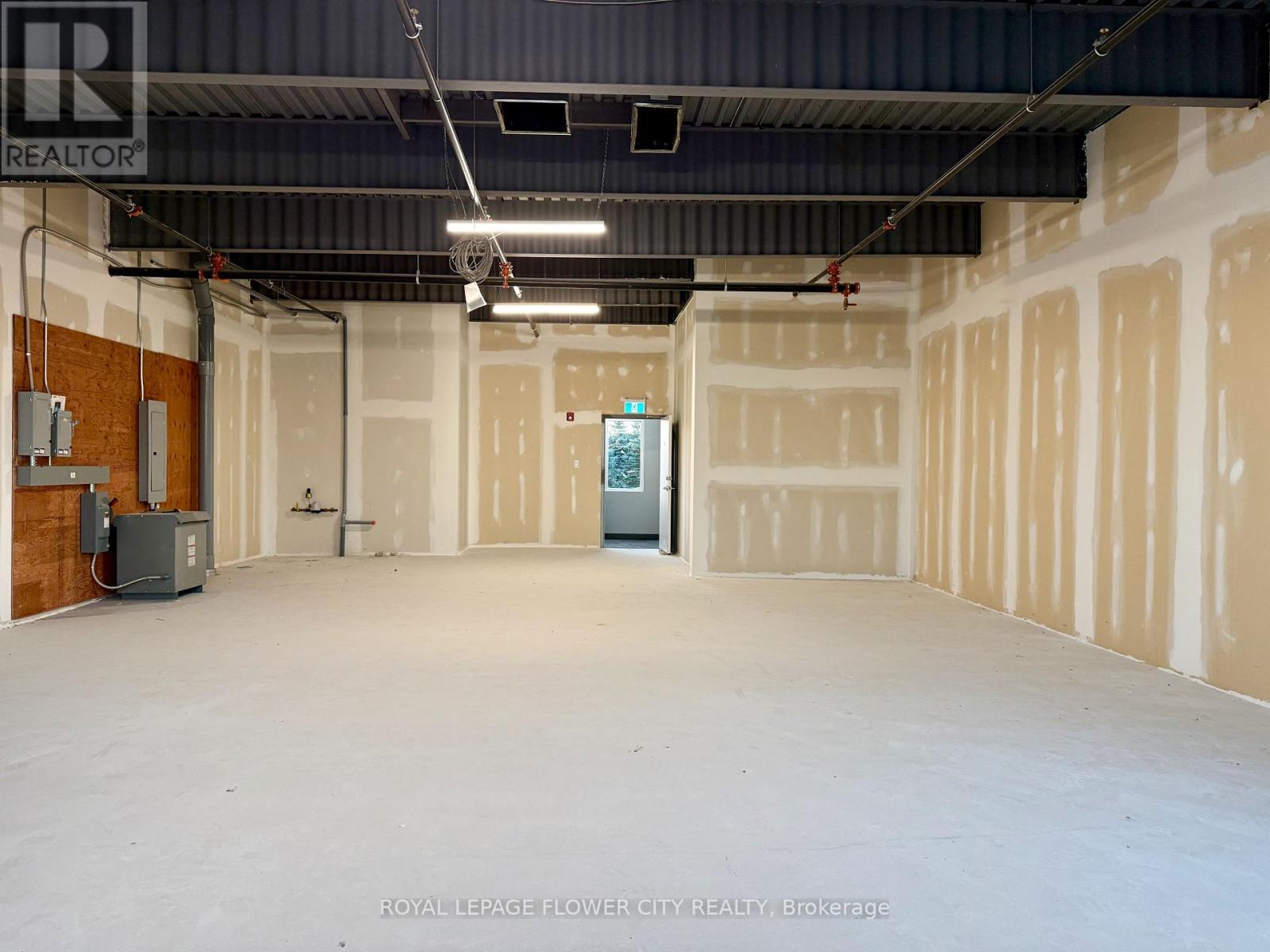 207 - 1038 Garner Road W, Hamilton (Allison), Ontario  L9G 3K9 - Photo 19 - X12410600