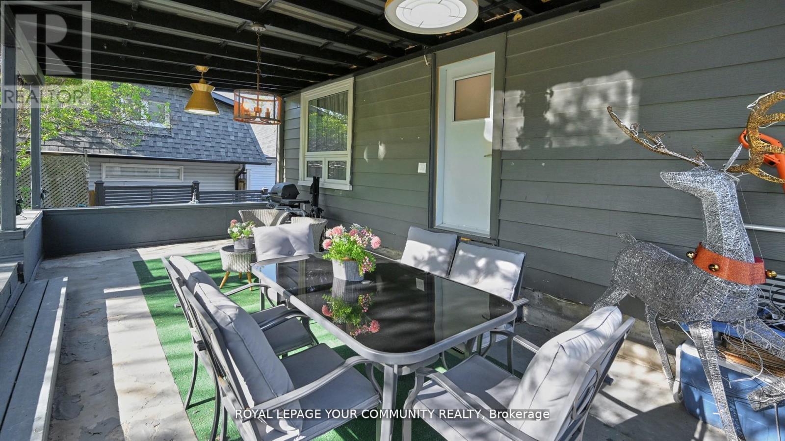 64 Machell Avenue, Aurora (Aurora Village), Ontario  L4G 2R7 - Photo 20 - N12441671